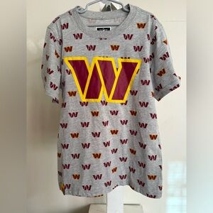 NWT Washington Commanders Tee Shirt